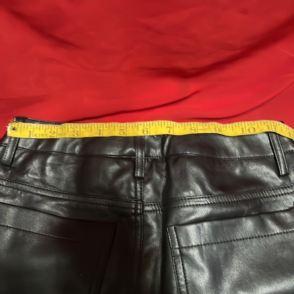 Showpo. black faux leather pants NWT SIZE 2 - Picture 6 of 9